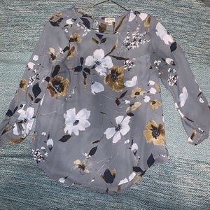 Flower shirt with pocket